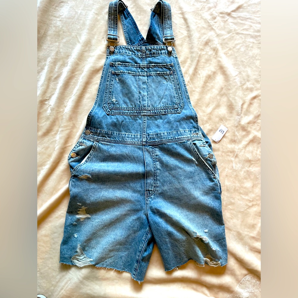 Gap denim distressed overall shorts size L tall